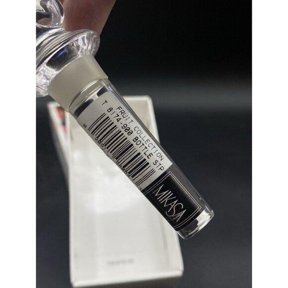 Mikasa Wine Bottle Stopper Austrian Lead Crystal Fruit Collection Grapes Leaves - Picture 7 of 10